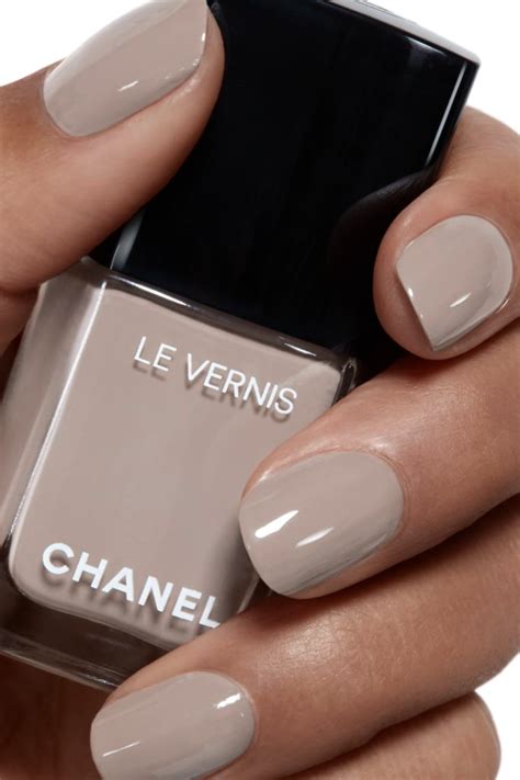 chanel beige cendré nail polish|best Chanel nail polish.